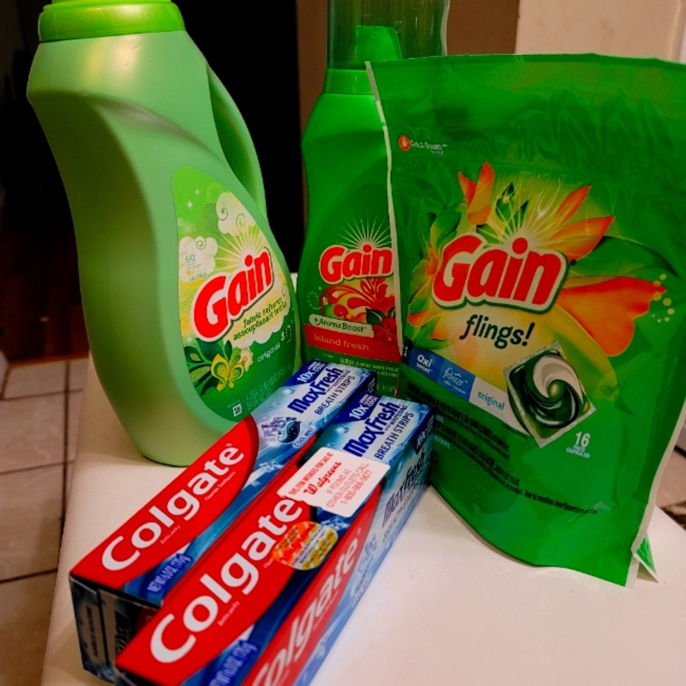 Bundle Gains detergent and Colgate max fresh tooth